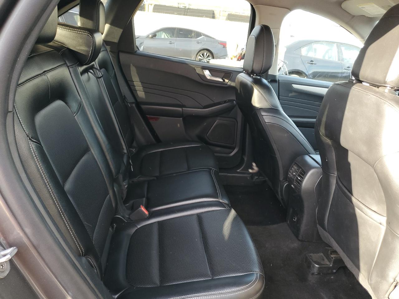 2022 Ford Escape - Image 11