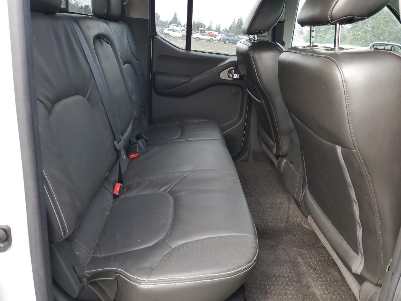 2014 Nissan Navara (Frontier) - Image 10