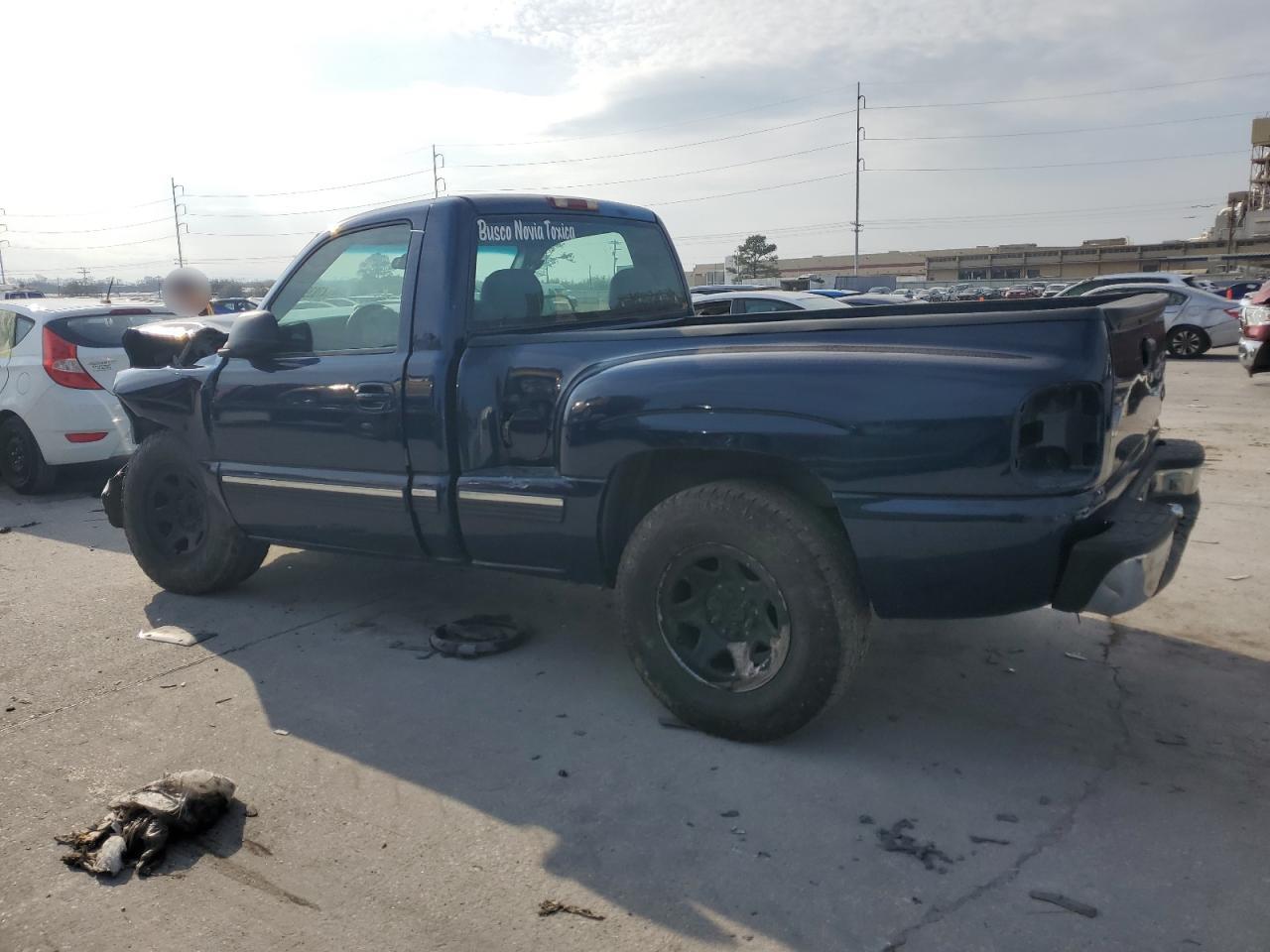 2001 Chevrolet Silverado - Image 2