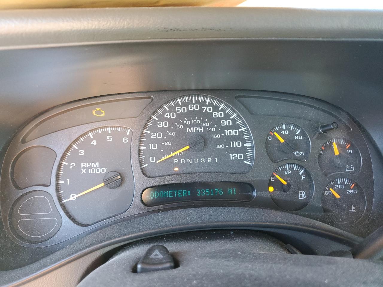 2006 Chevrolet Silverado - Image 9