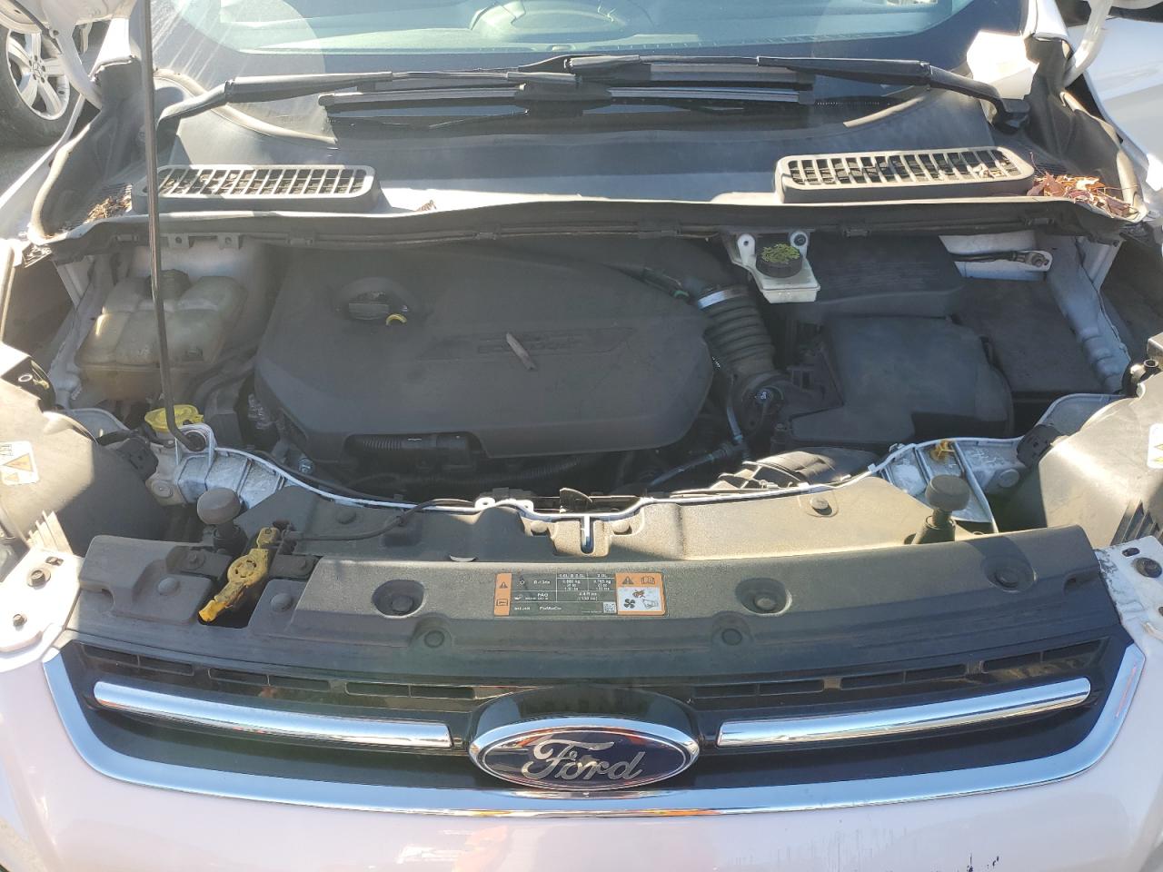 2015 Ford Escape - Image 12