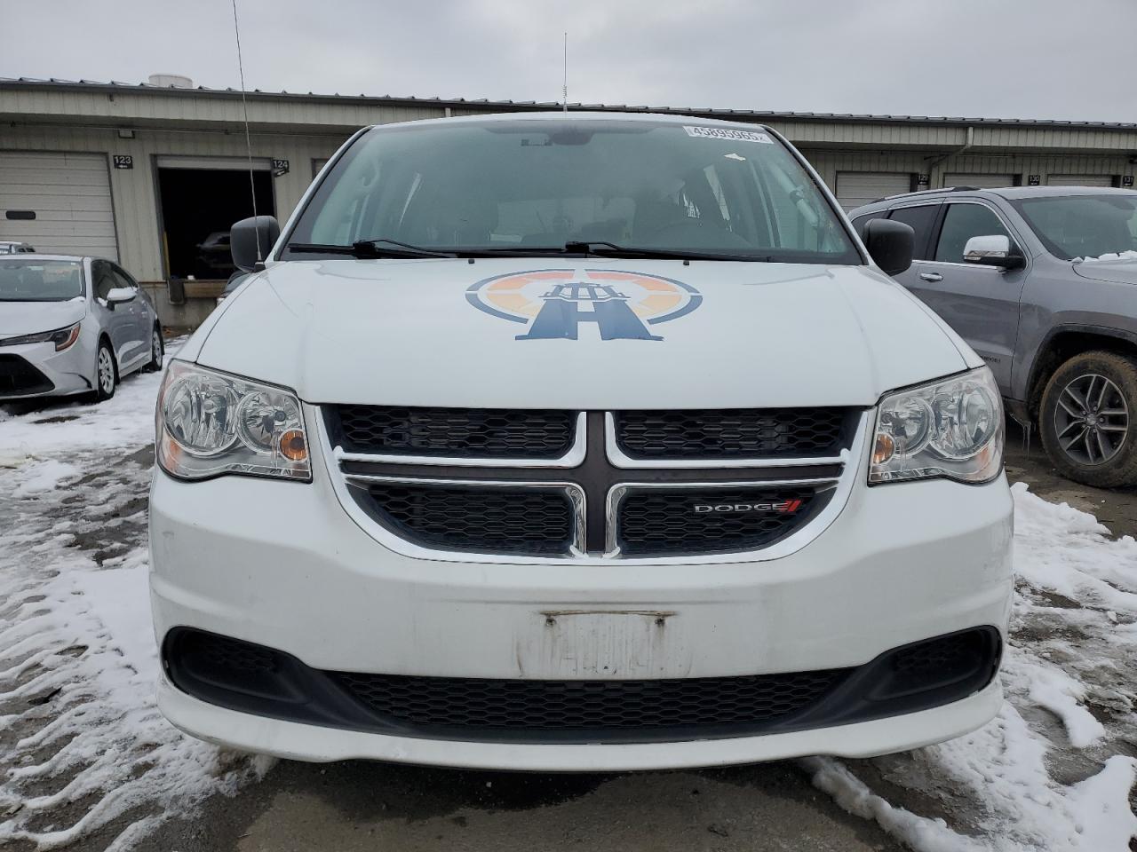 2019 Dodge Caravan - Image 5