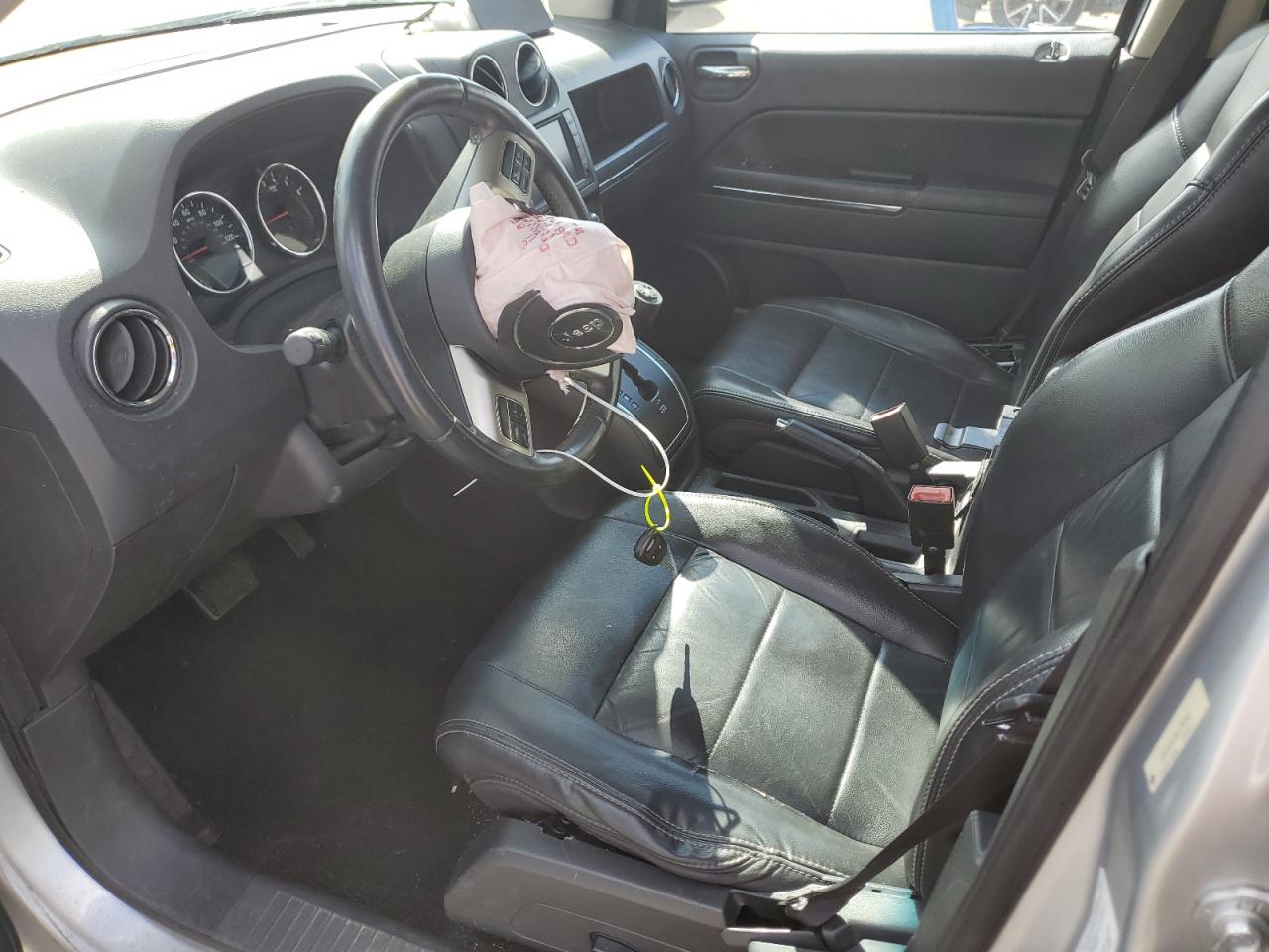 2011 Jeep Compass - Image 7