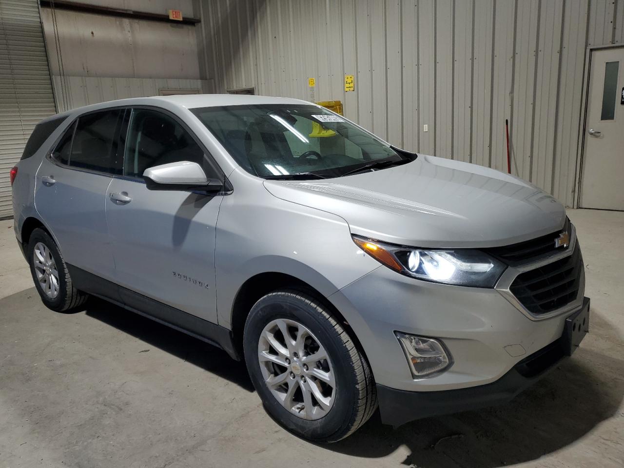 2020 Chevrolet Equinox - Image 4