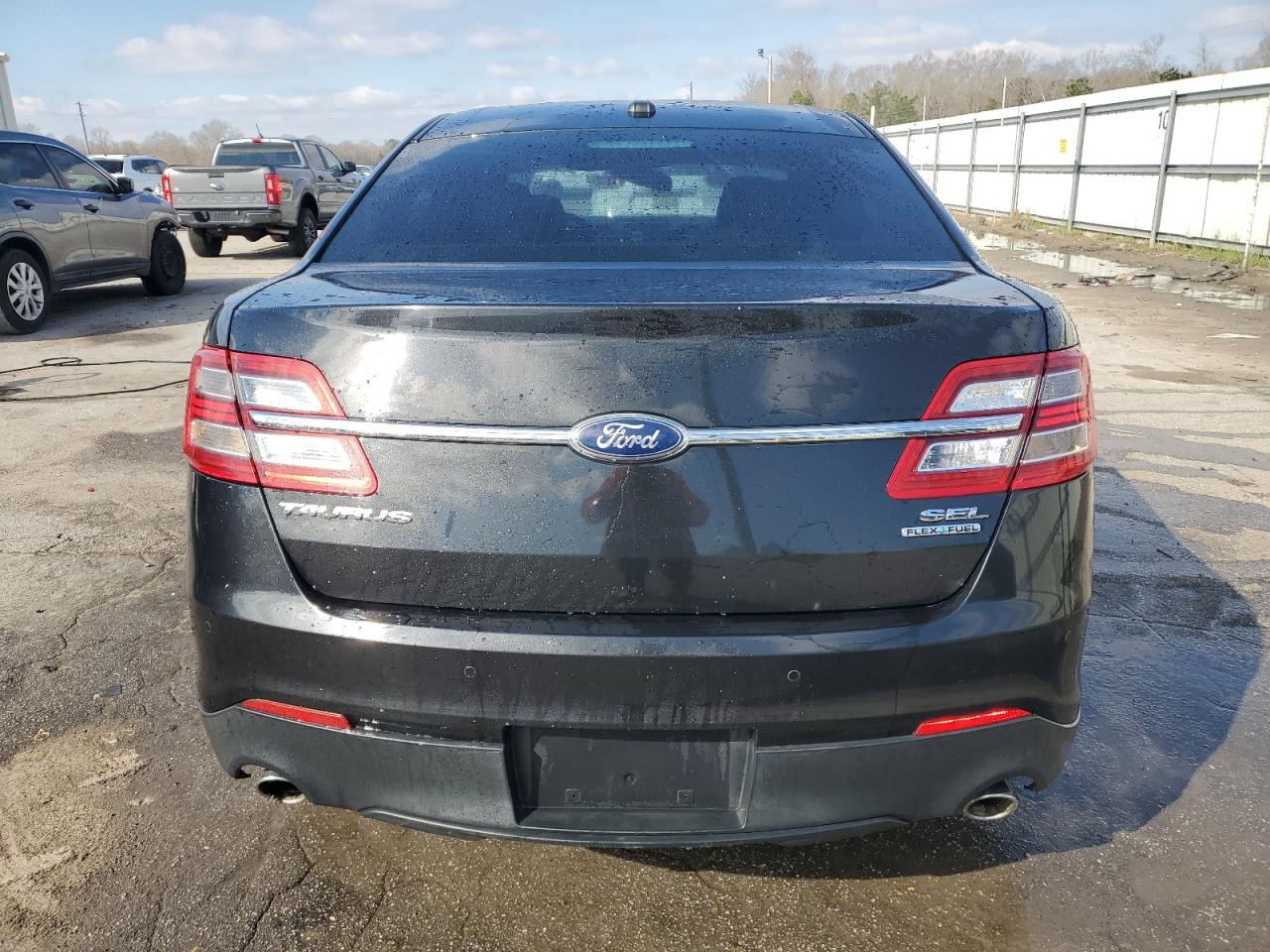 2013 Ford Taurus - Image 6