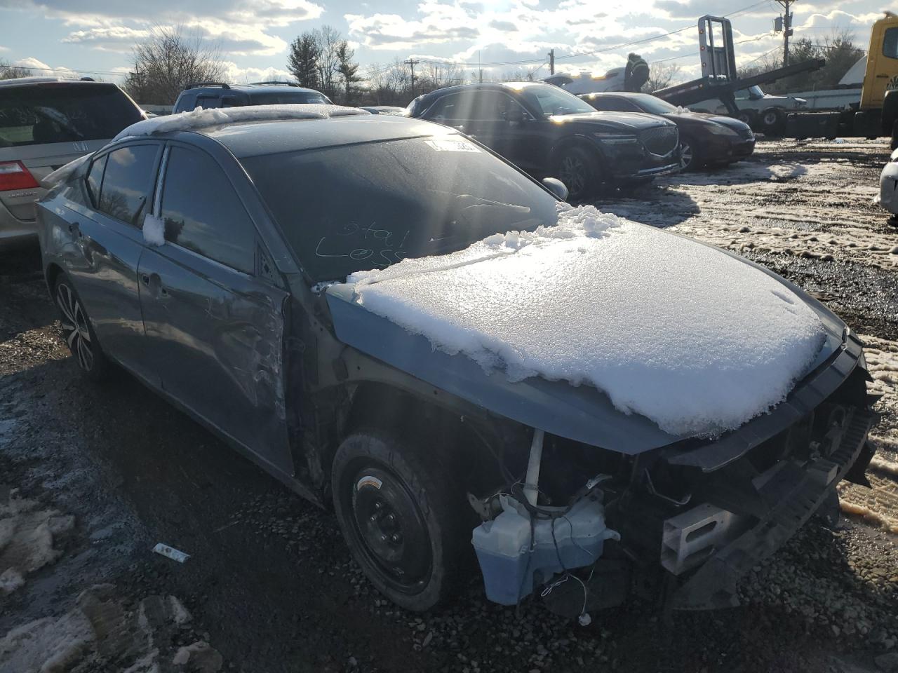 2019 Nissan Altima - Image 4