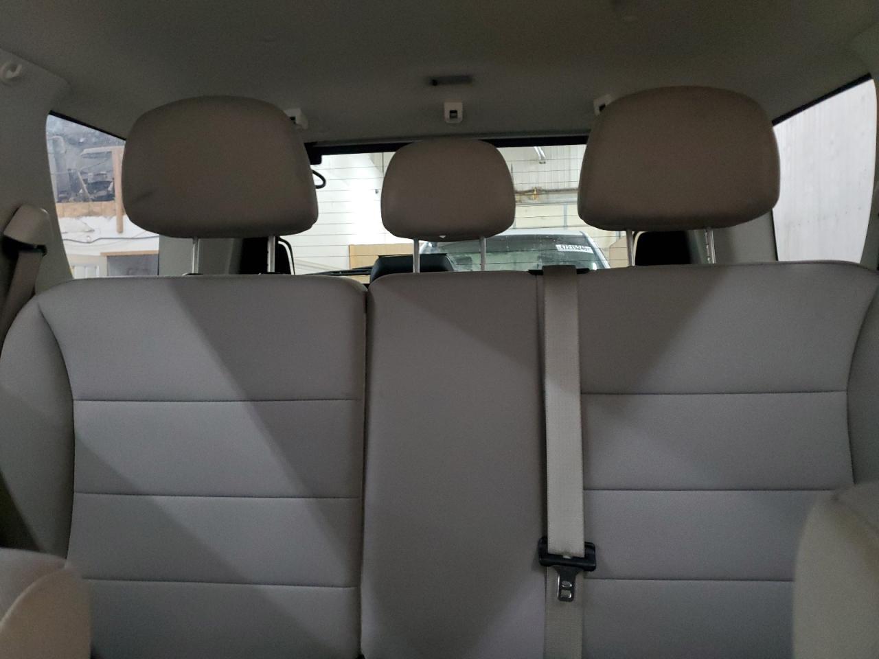 2012 Ford Escape - Image 10