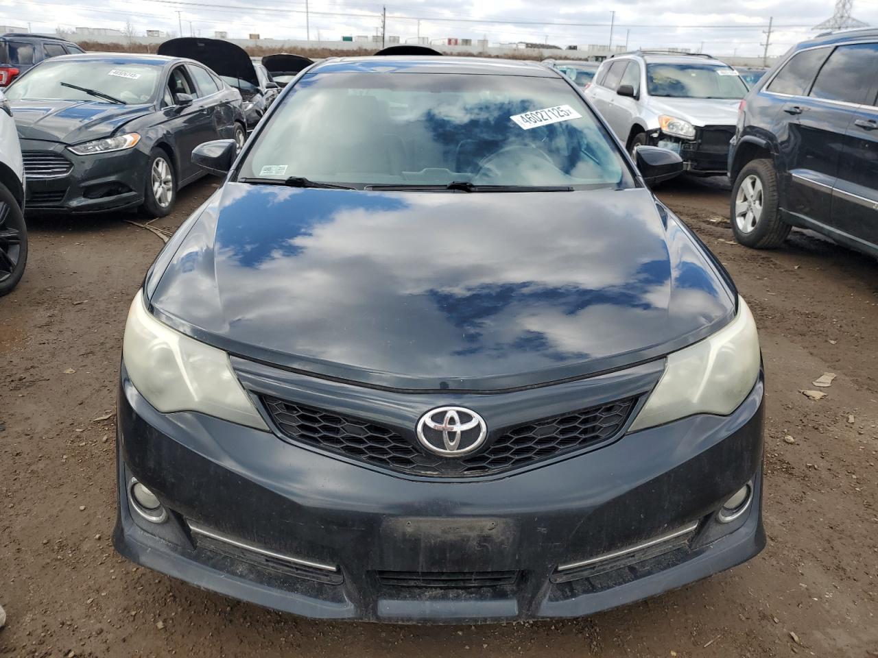 2012 Toyota Camry - Image 5