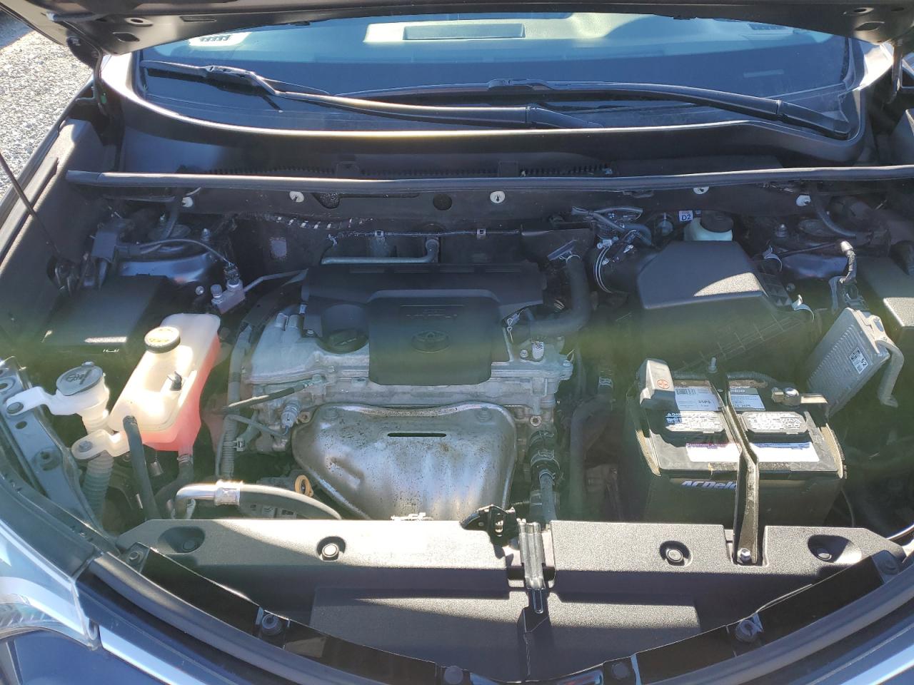 2017 Toyota RAV 4 - Image 11