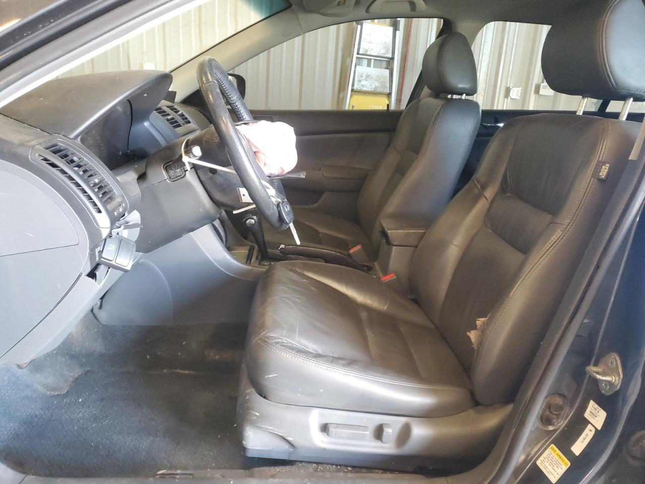 2003 Honda Accord - Image 7