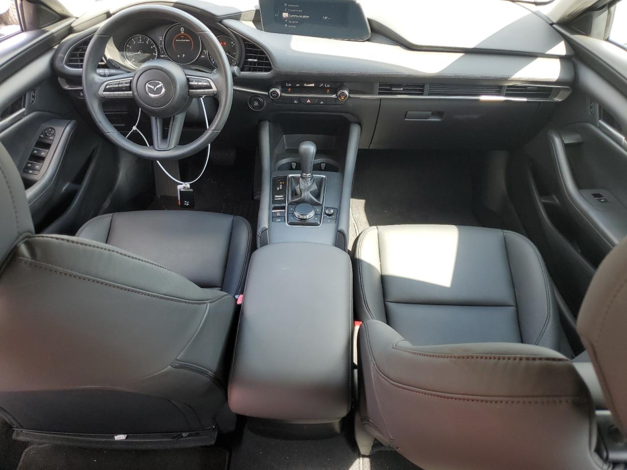 2021 Mazda 3 - Image 8