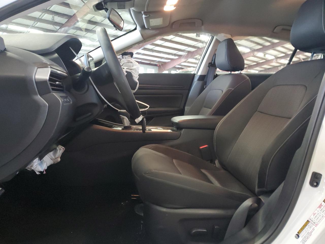 2024 Nissan Altima - Image 7