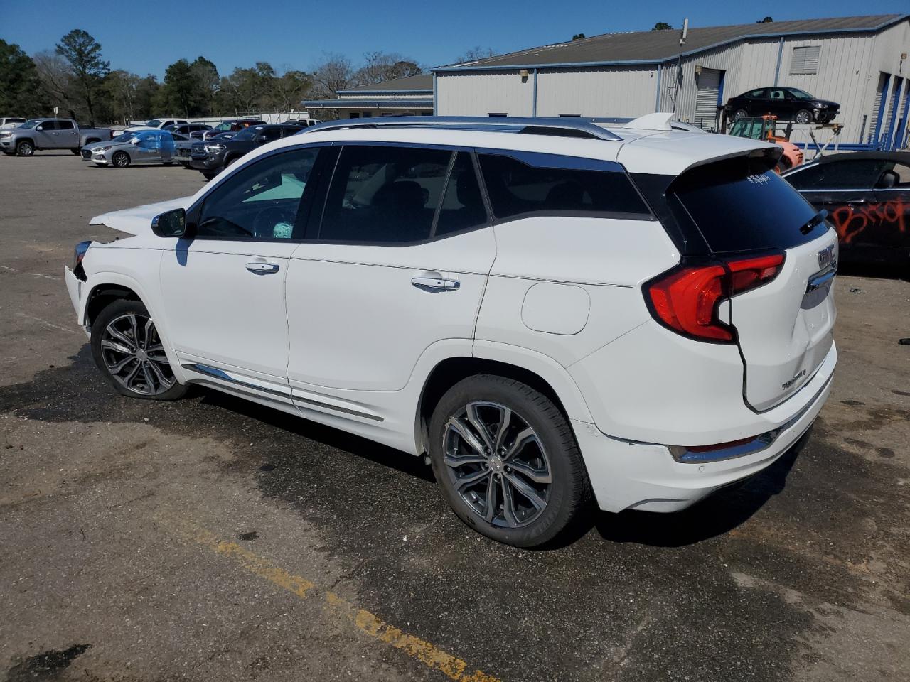 2019 GMC Terrain - Image 2