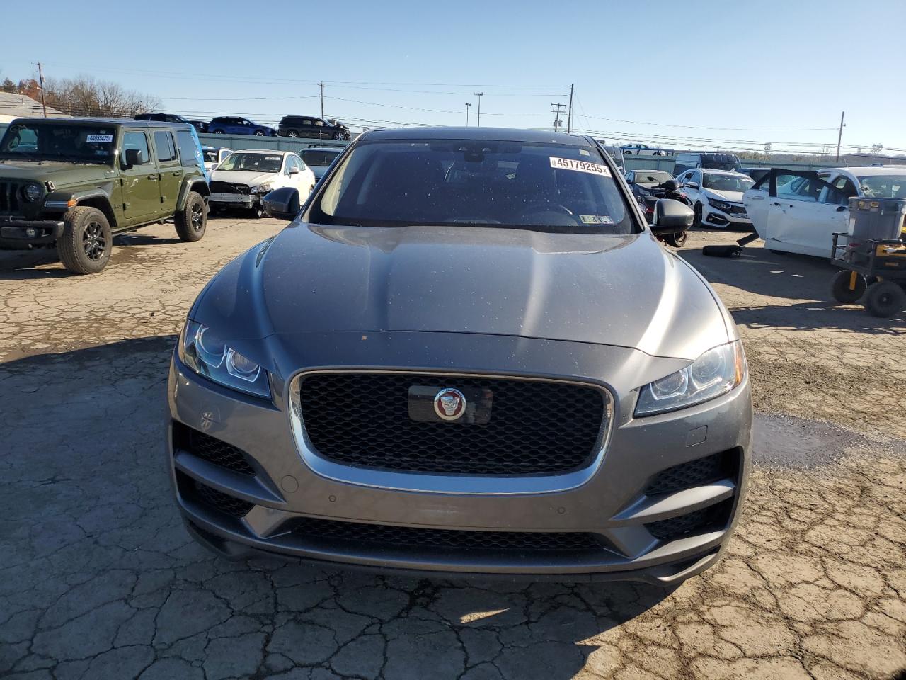 2019 Jaguar F-Pace - Image 5