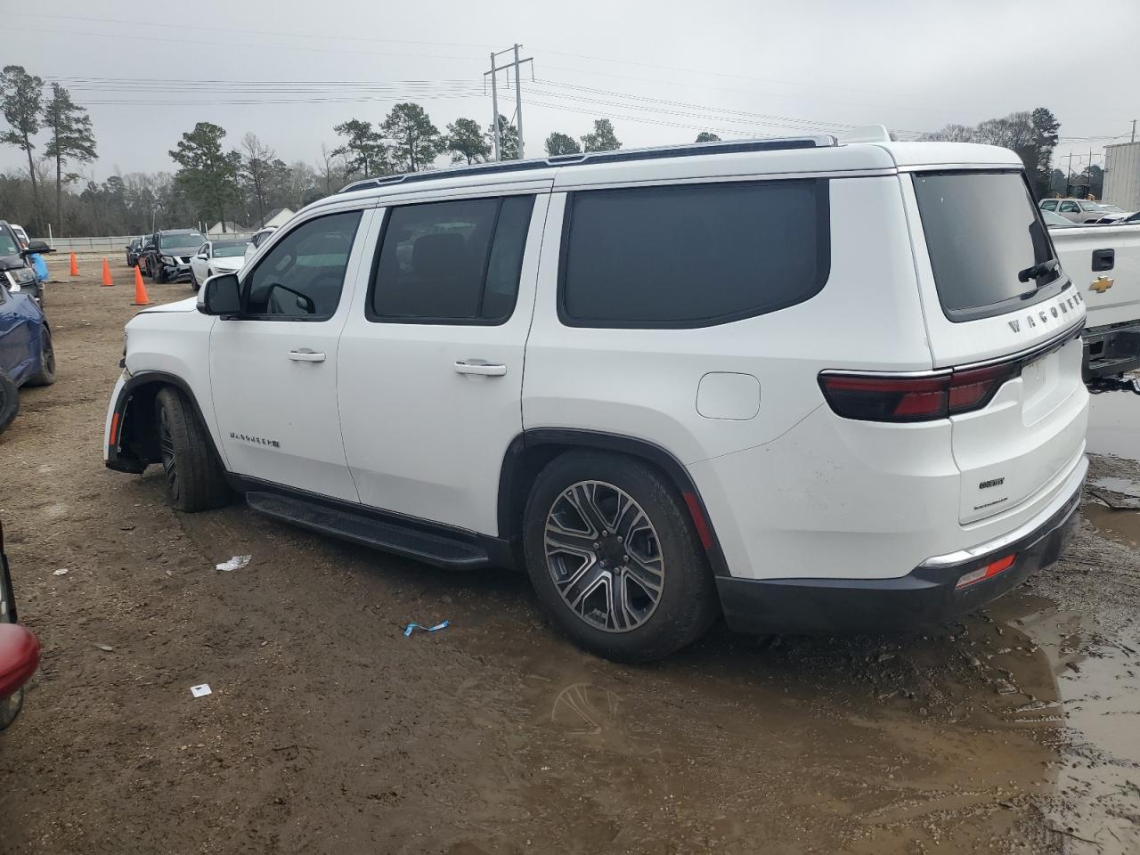 2022 Jeep Grand Wagoneer - Image 2
