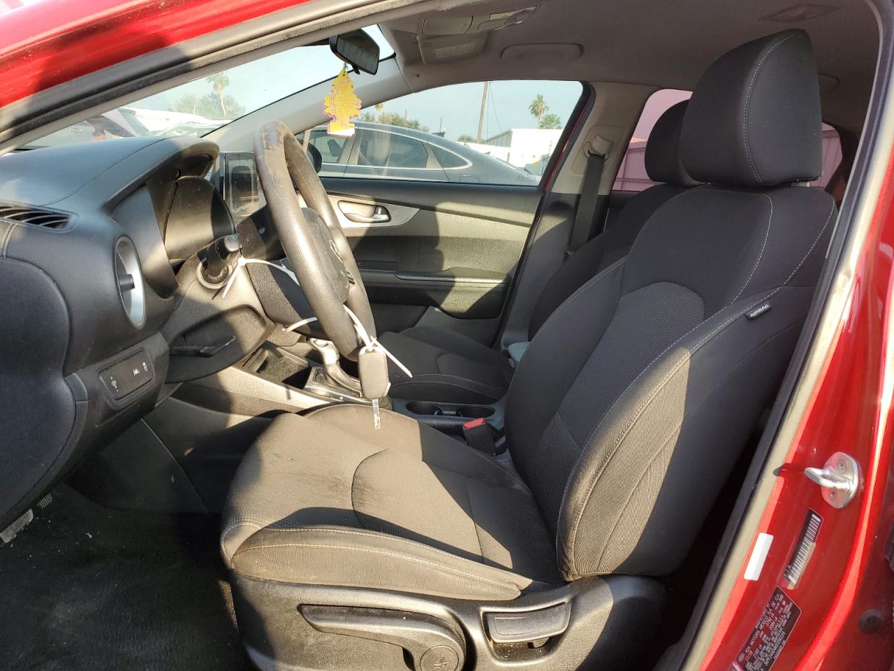 2019 Kia Forte - Image 7