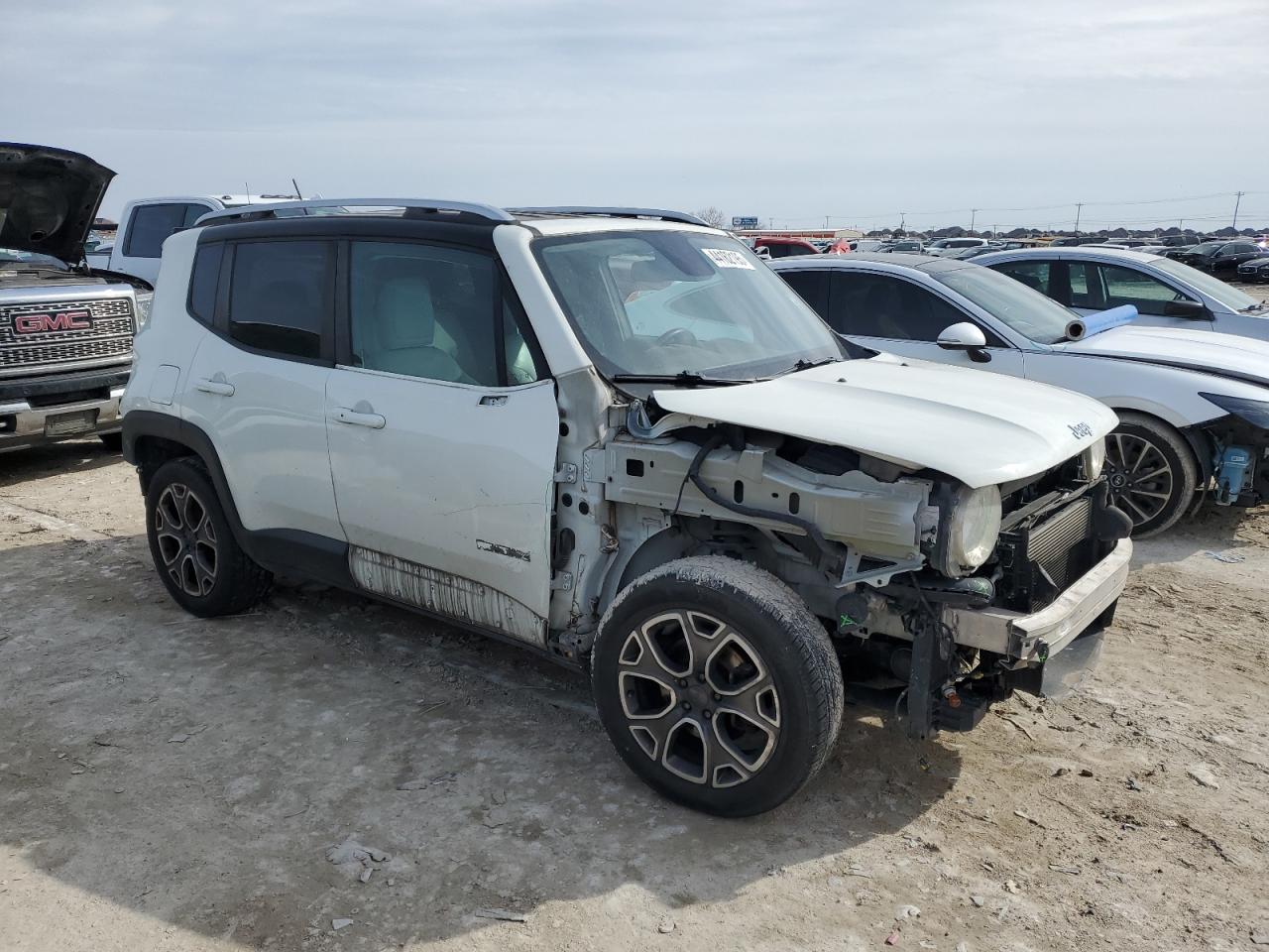 2016 Jeep Renegade - Image 4