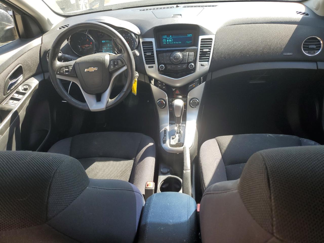 2013 Chevrolet Cruze - Image 8