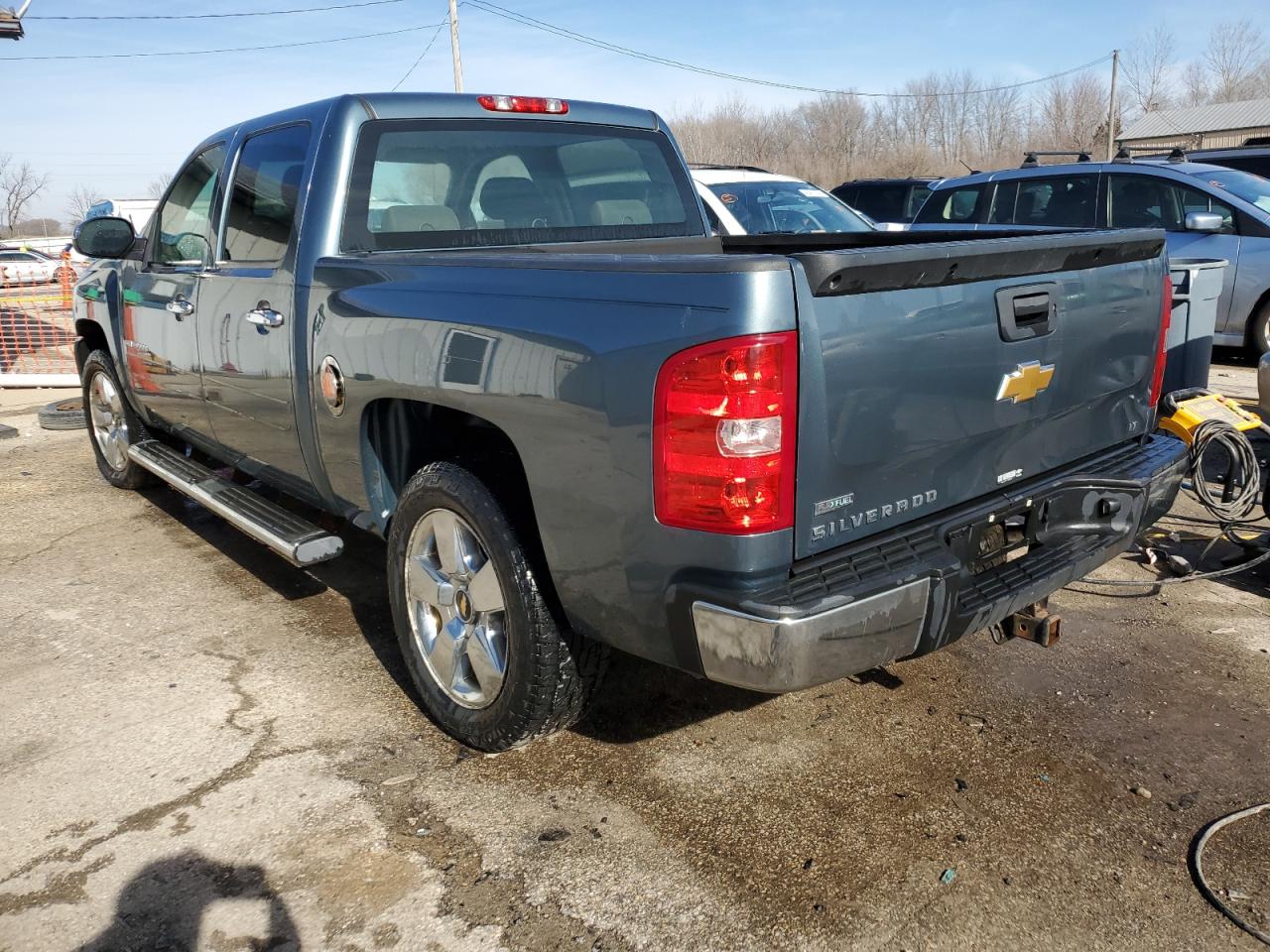 2011 Chevrolet Silverado - Image 2