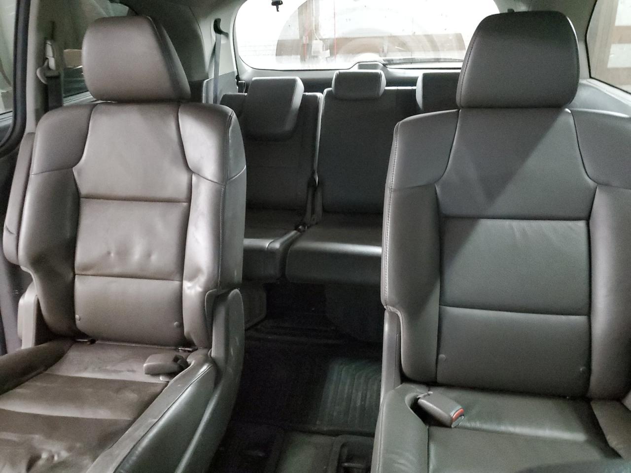 2011 Honda Odyssey - Image 10