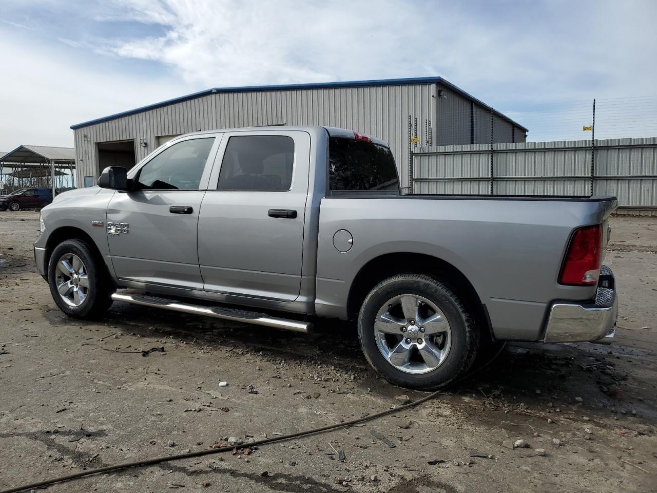 2020 RAM 1500 - Image 2