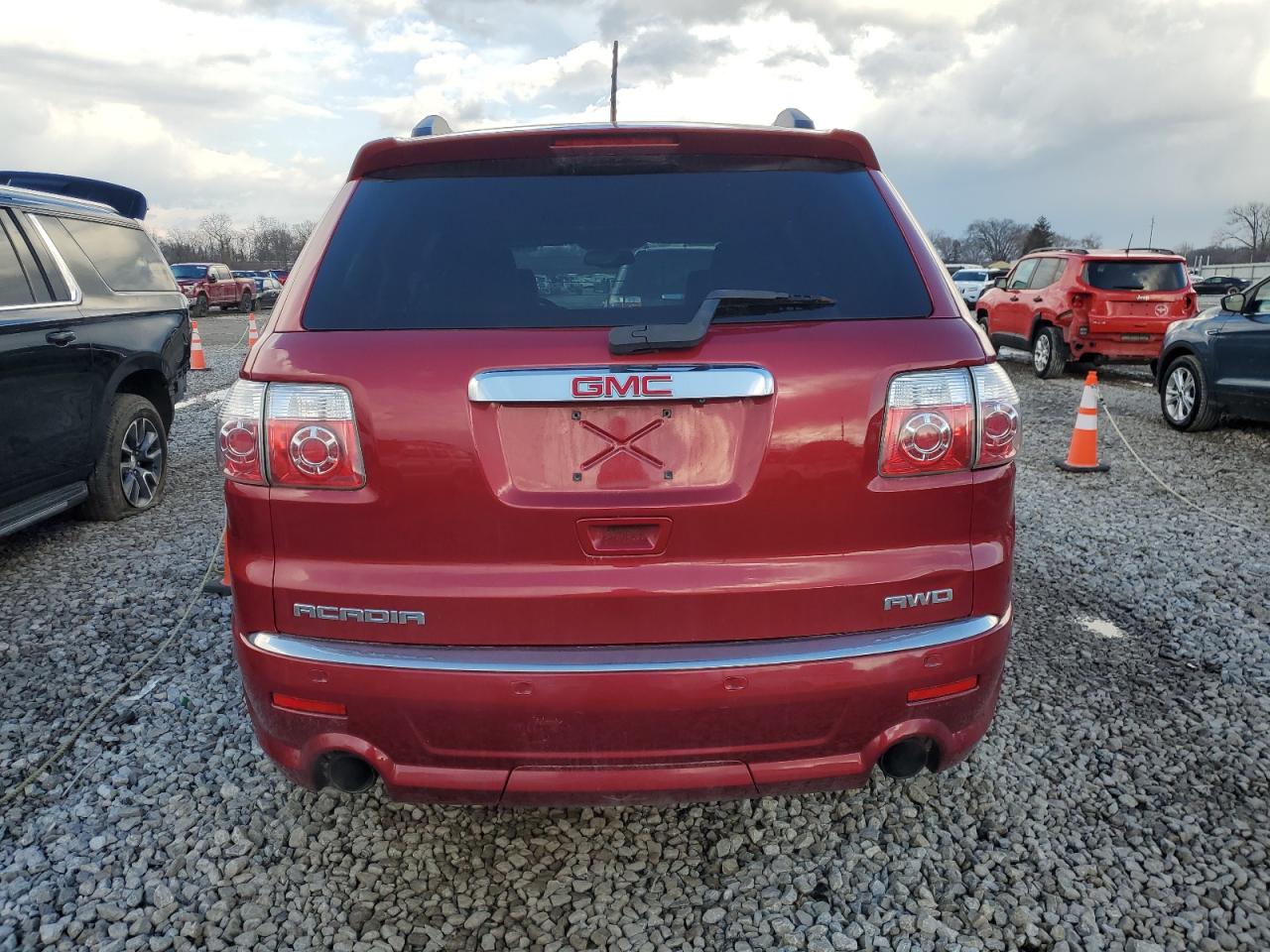 2012 GMC Acadia - Image 6