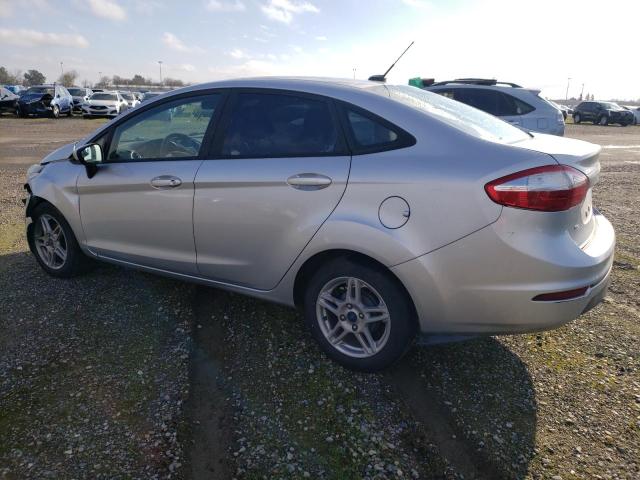  FORD FIESTA 2017 Сріблястий