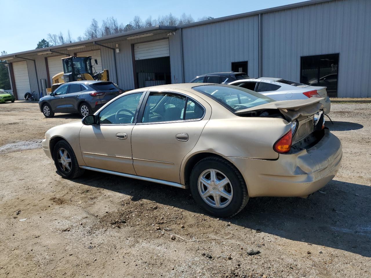 2004 Oldsmobile Alero - Image 2