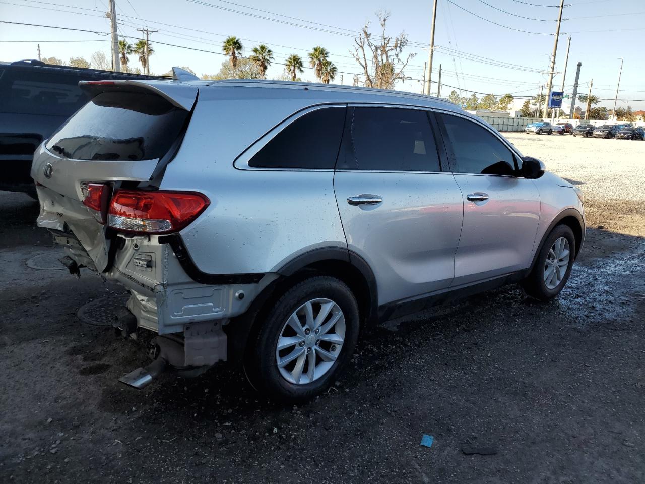2017 Kia Sorento - Image 3