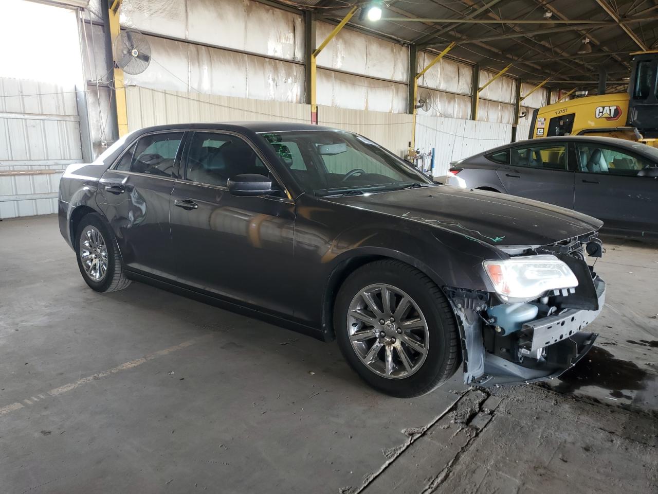 2014 Chrysler 300 - Image 4