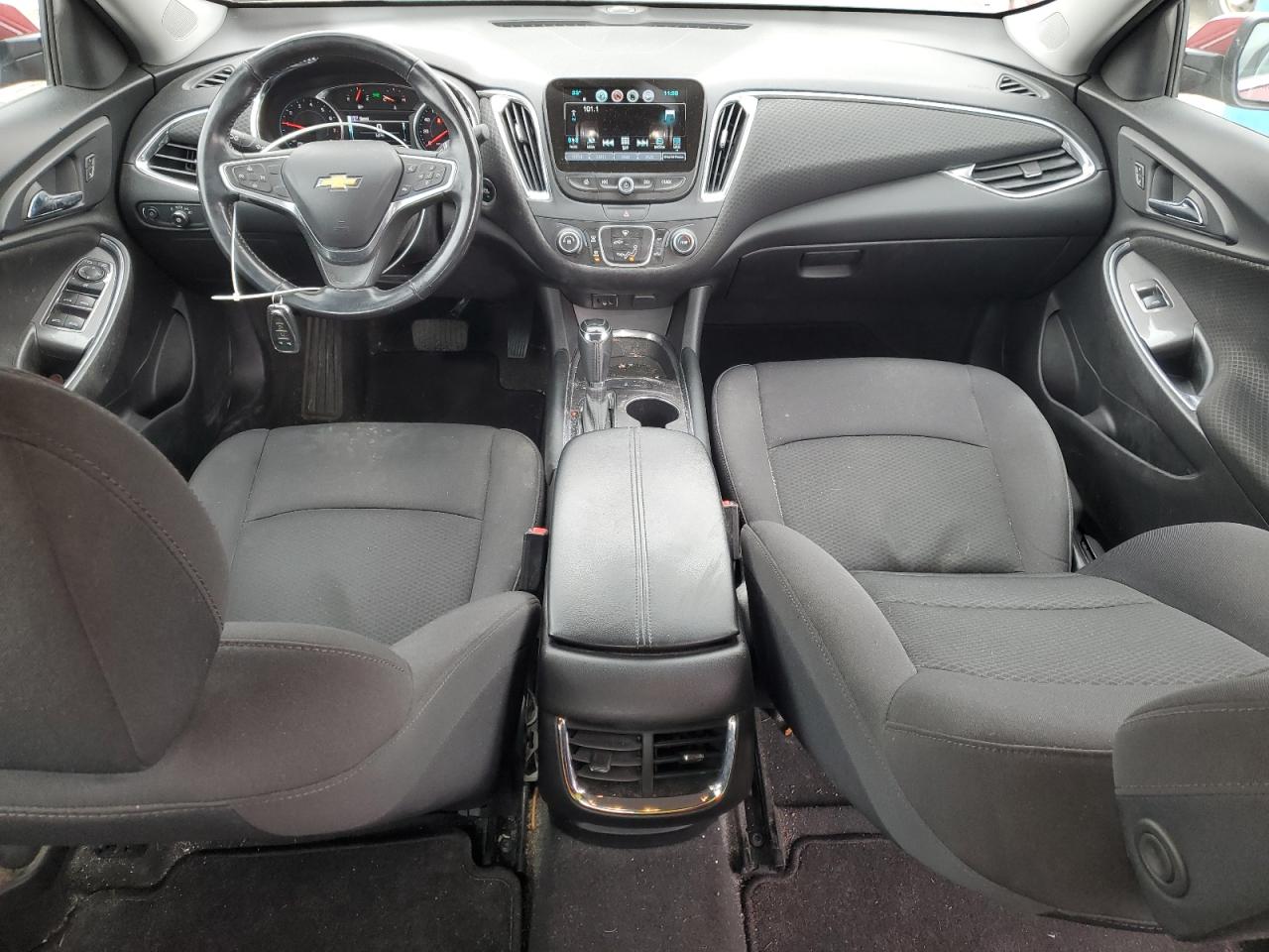 2018 Chevrolet Malibu - Image 8