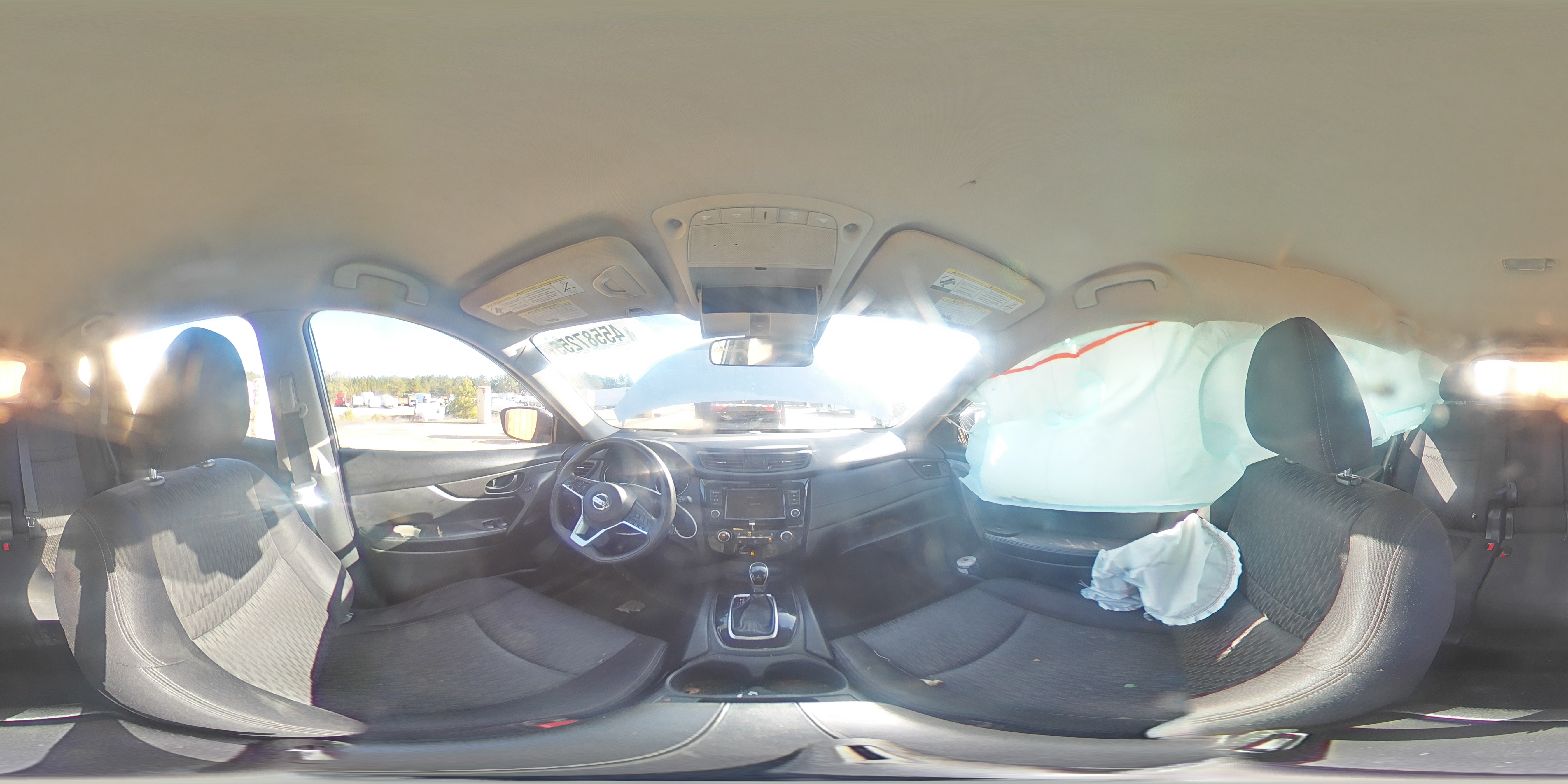 2019 Nissan Rogue - Image 14