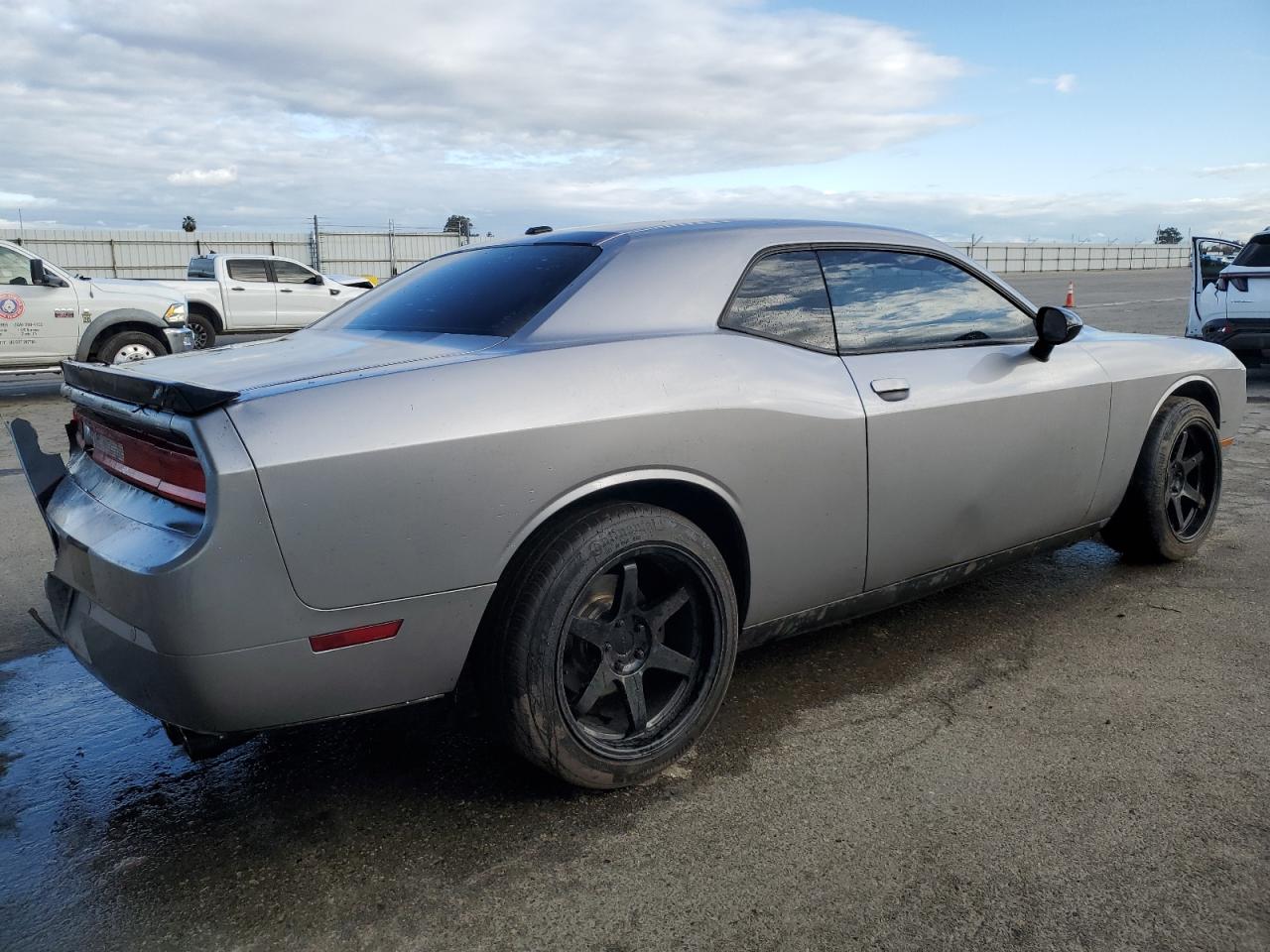 2013 Dodge Challenger - Image 3