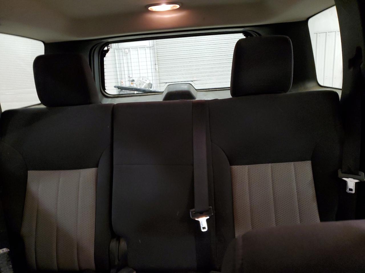 2010 Jeep Liberty (North America) - Image 10
