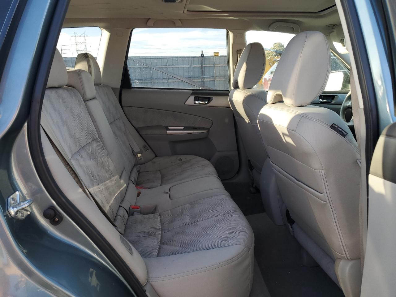 2009 Subaru Forester - Image 11
