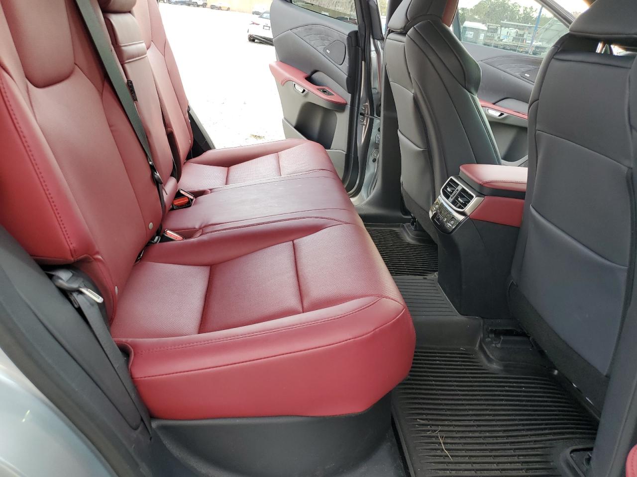 2024 Lexus RX - Image 11