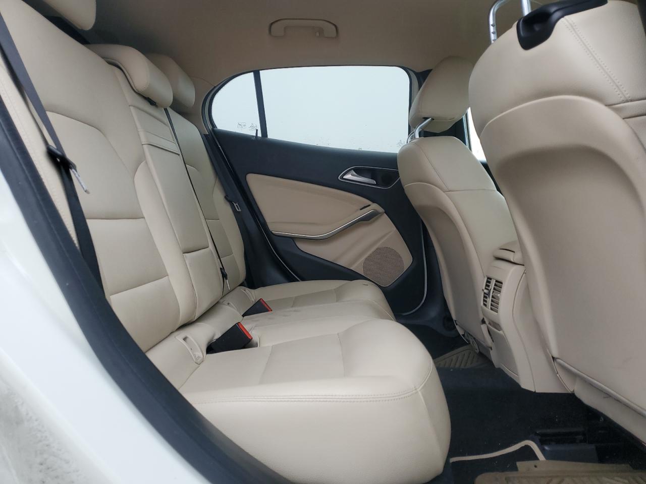 2016 Mercedes-Benz GLA-klasse - Image 11