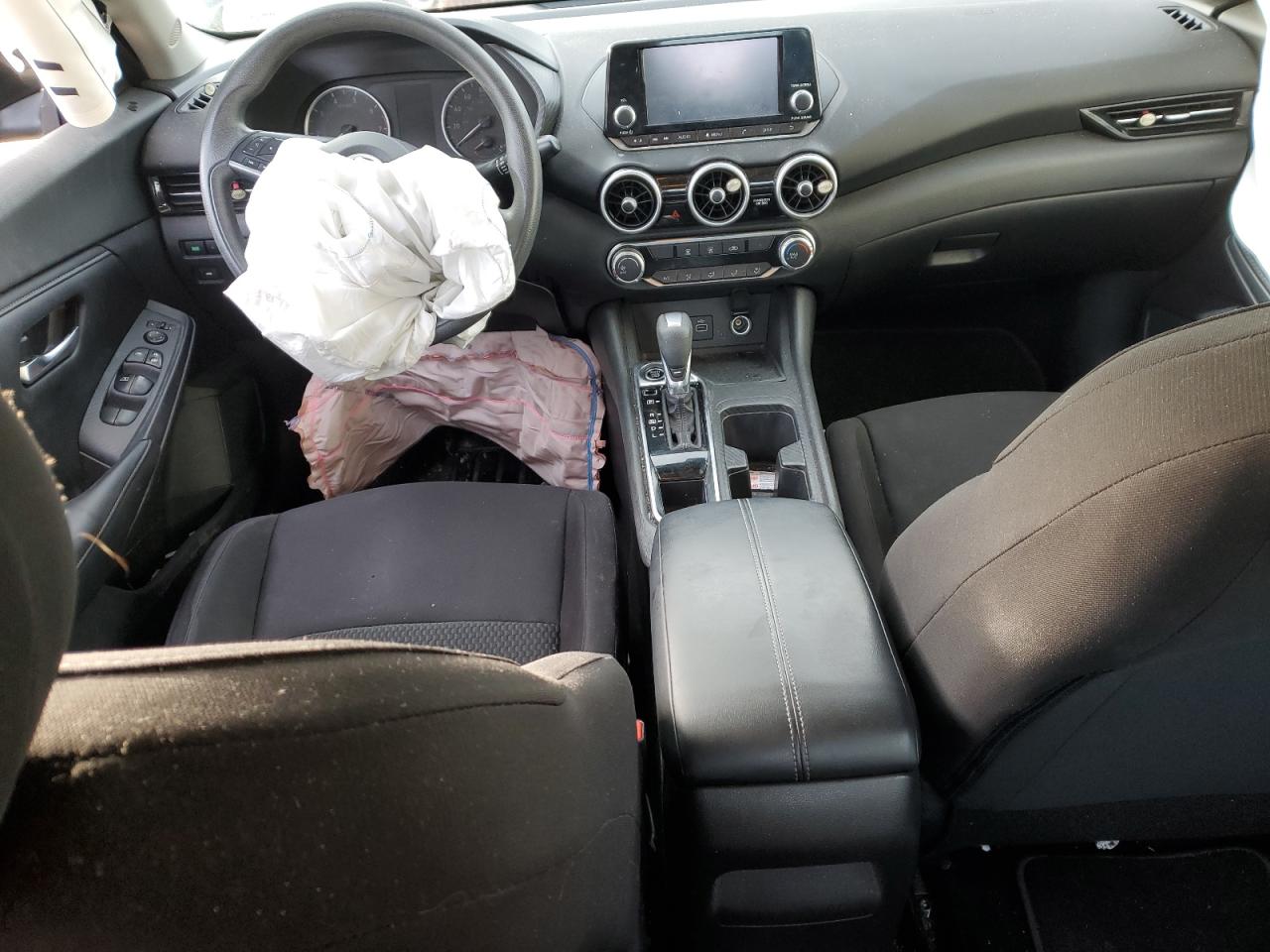 2020 Nissan Sentra - Image 8
