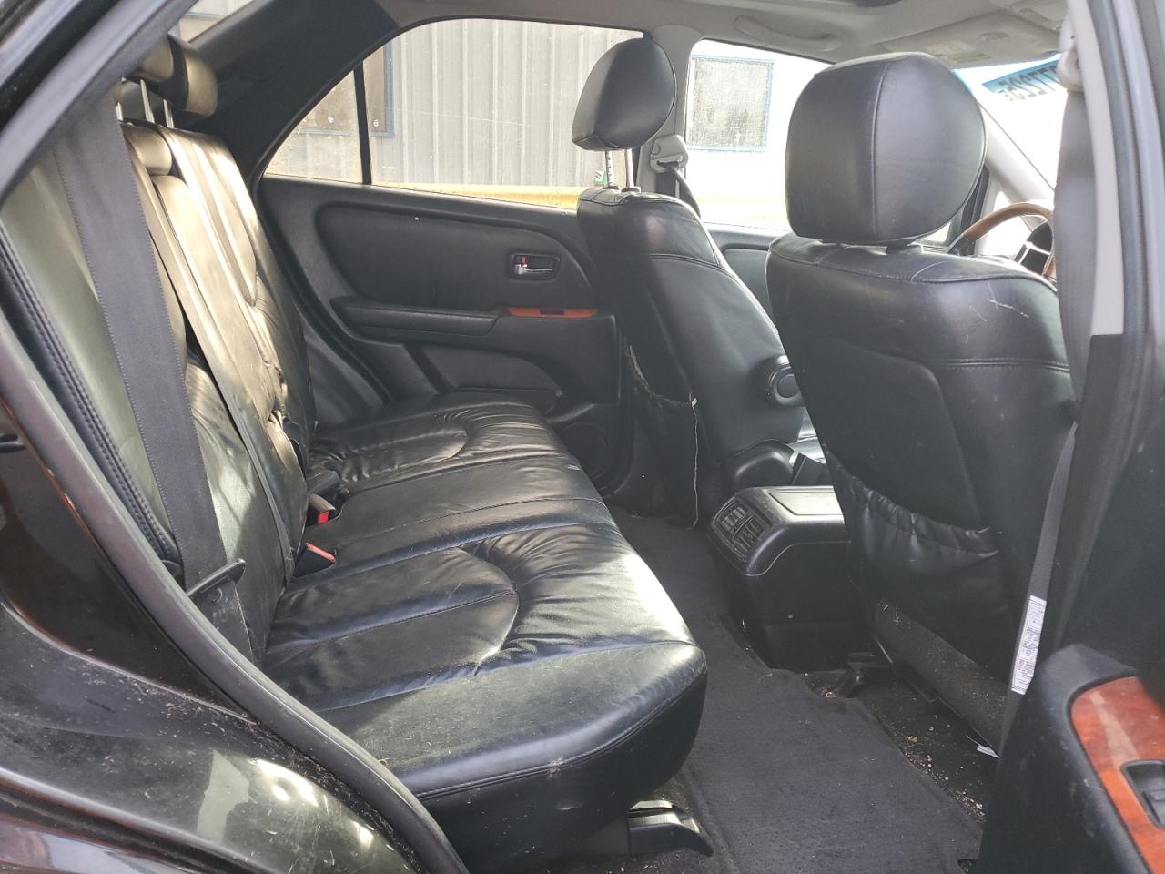 2002 Lexus RX - Image 11