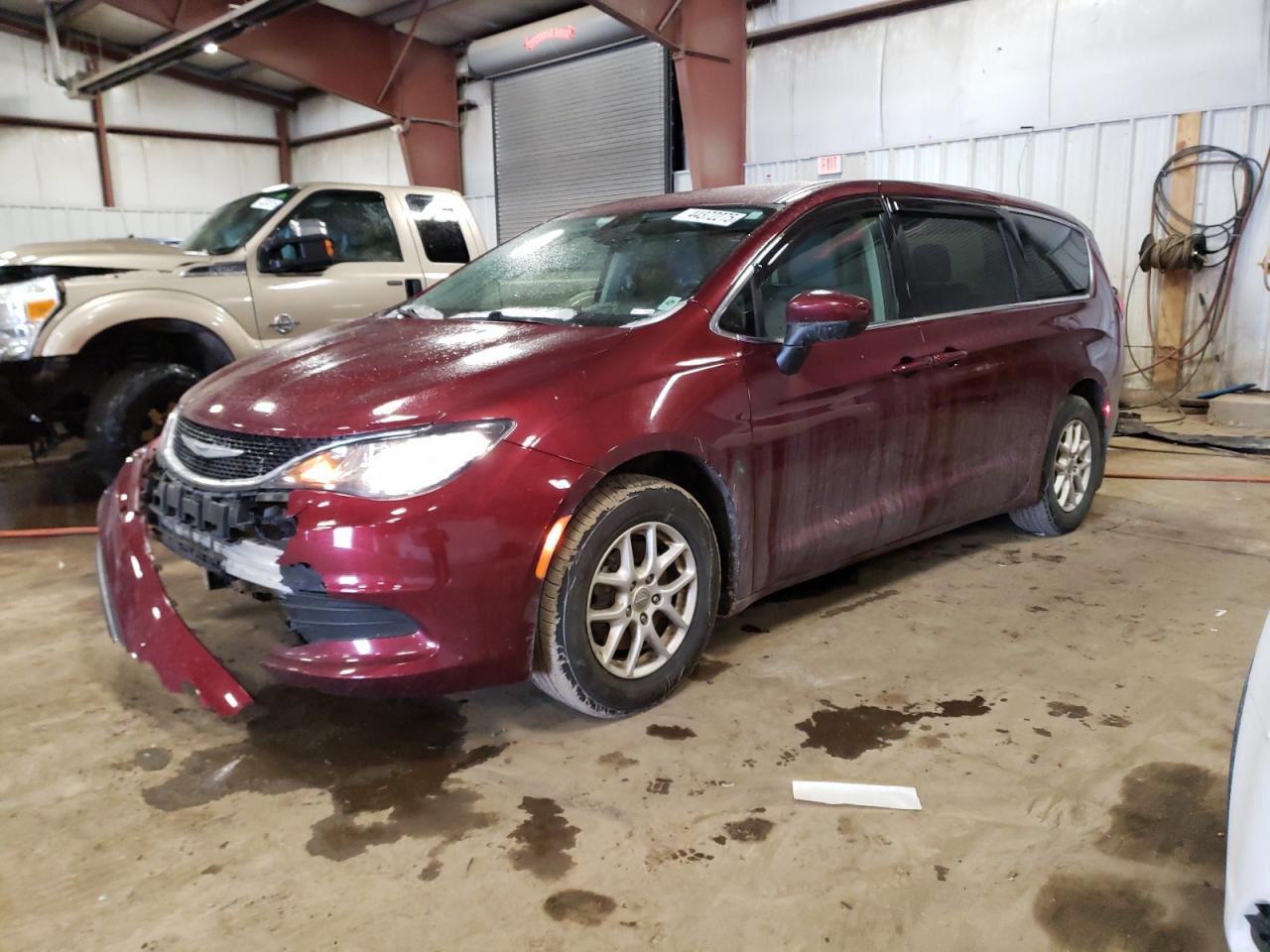 2017 Chrysler Pacifica - Image 1
