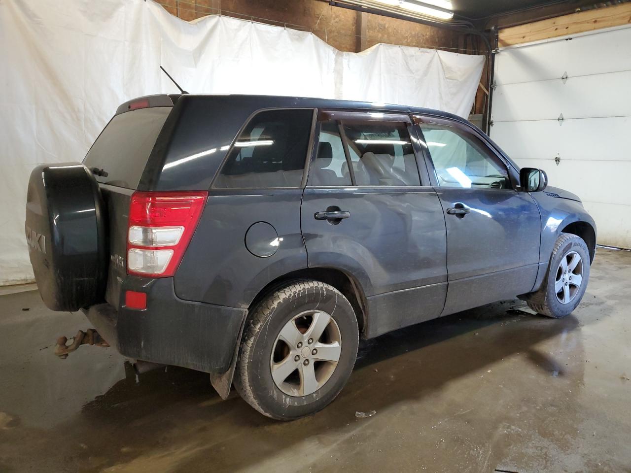 2011 Suzuki Grand Vitara - Image 3