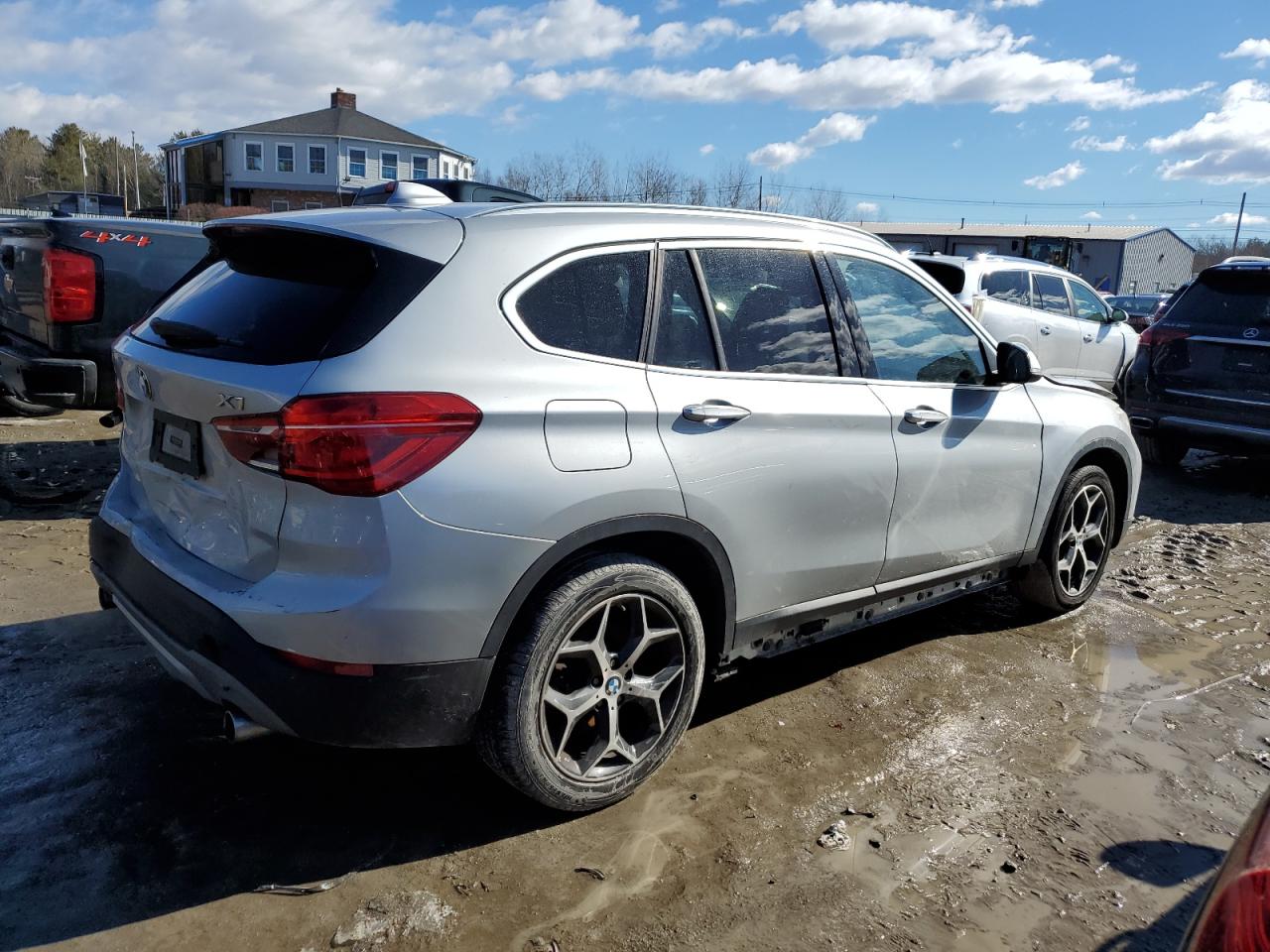 2018 BMW X1 - Image 3