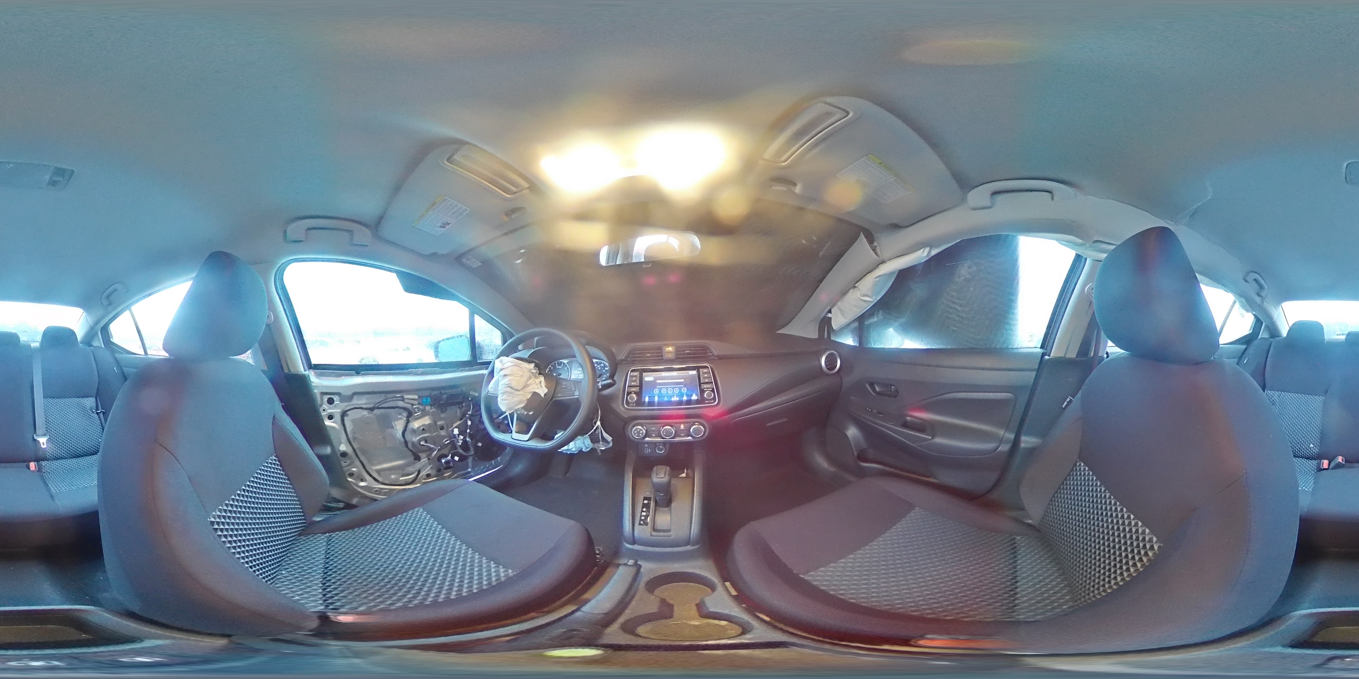 2024 Nissan Versa - Image 12