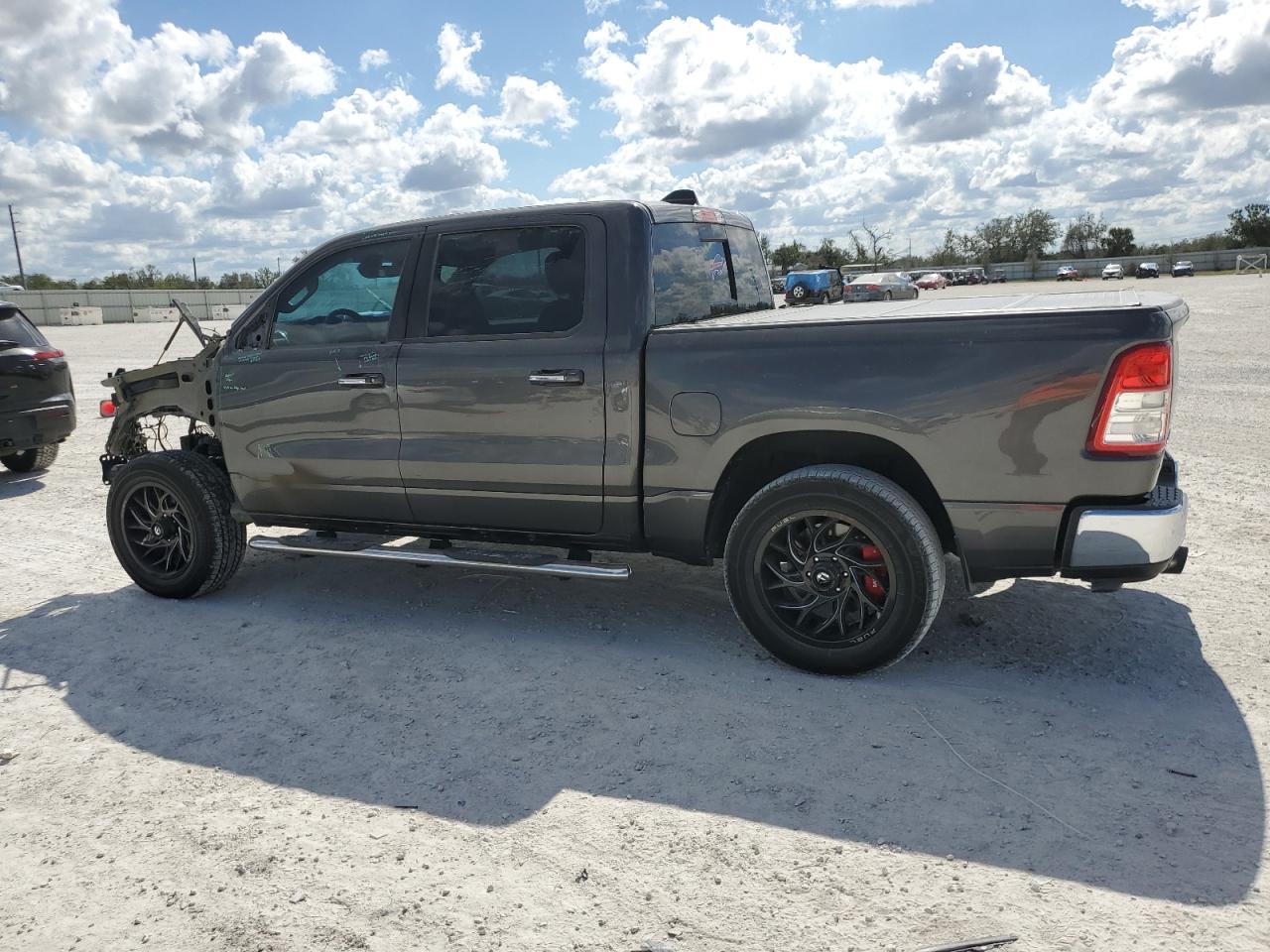 2020 RAM 1500 - Image 2