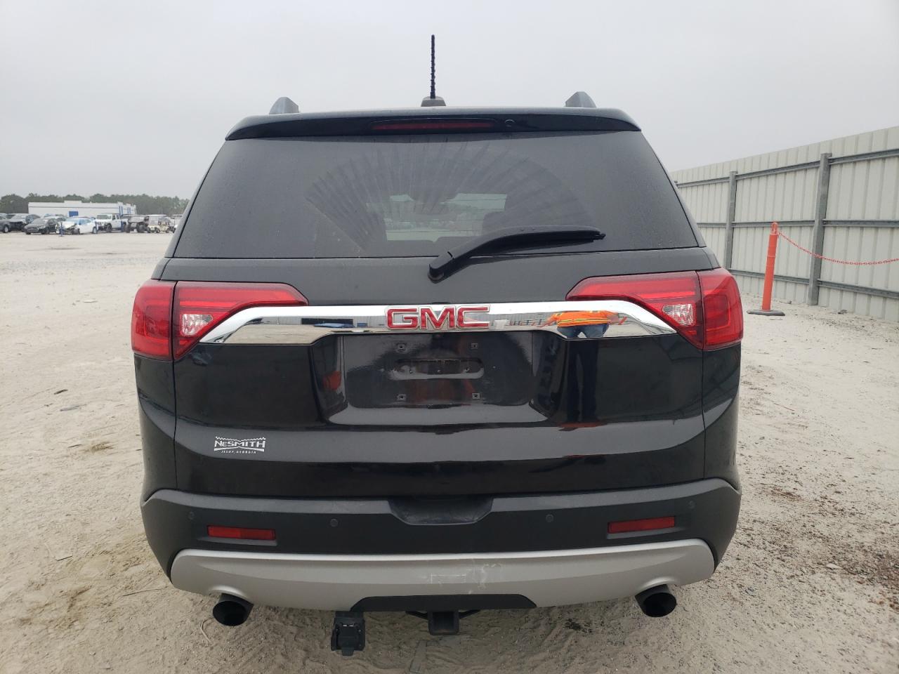 2019 GMC Acadia - Image 6