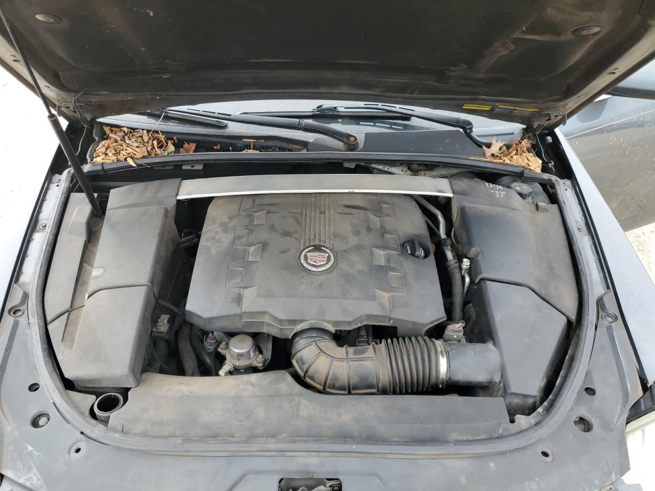 2010 Cadillac CTS - Image 13
