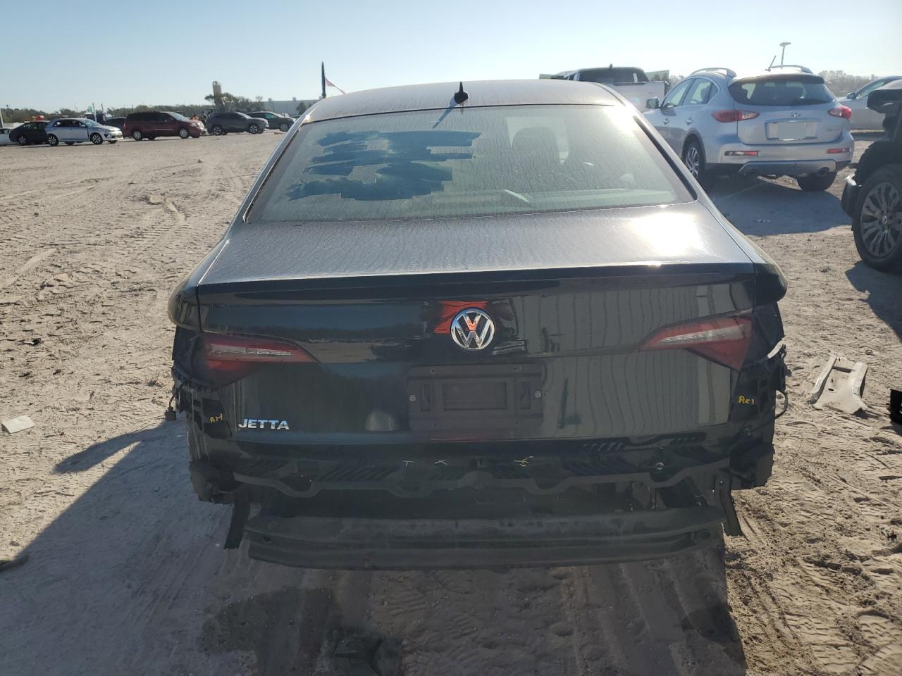 2019 Volkswagen Jetta - Image 6