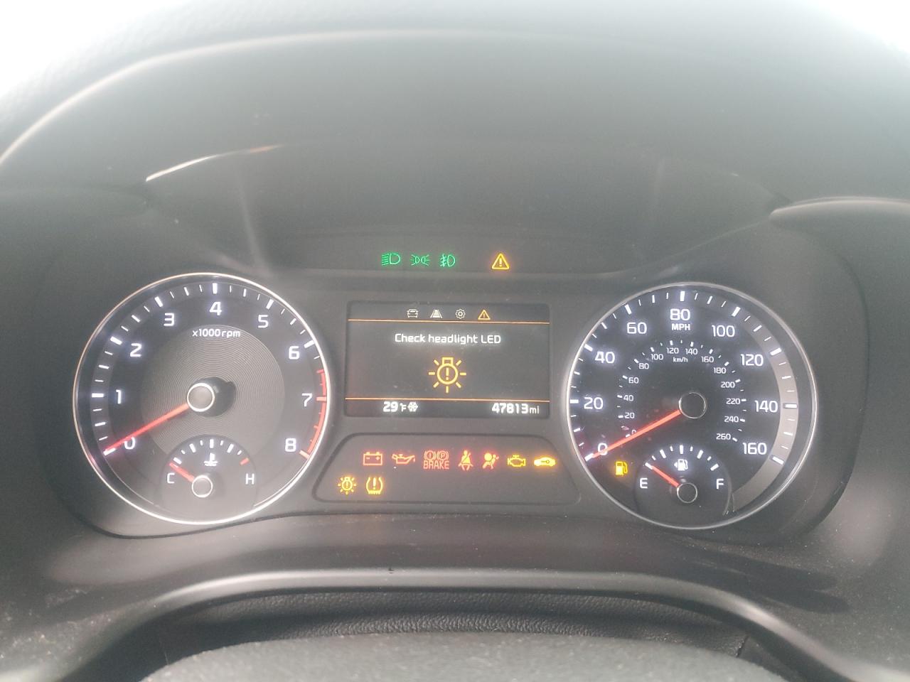 2021 Kia Forte - Image 9