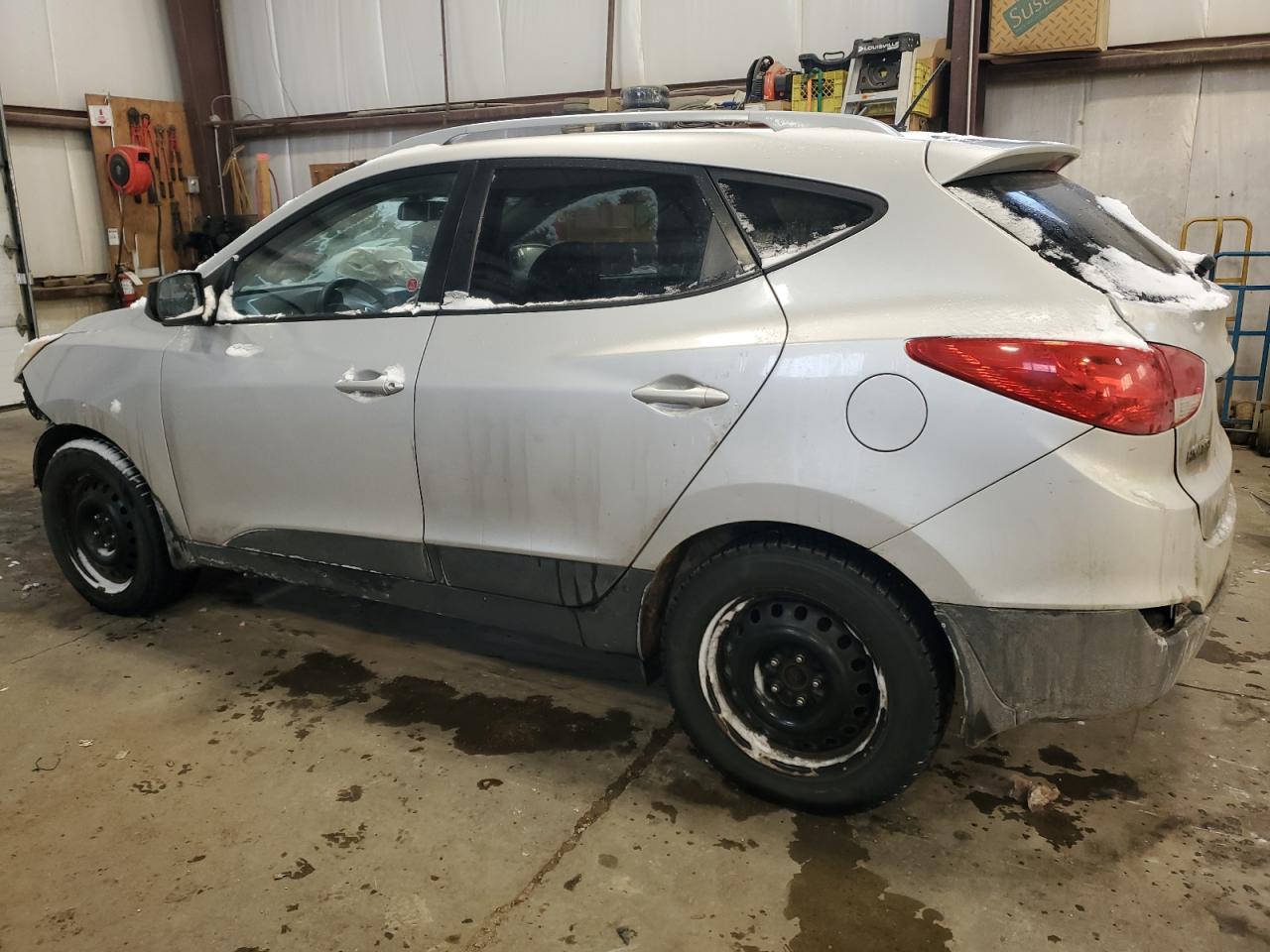 2012 Hyundai Tucson - Image 2