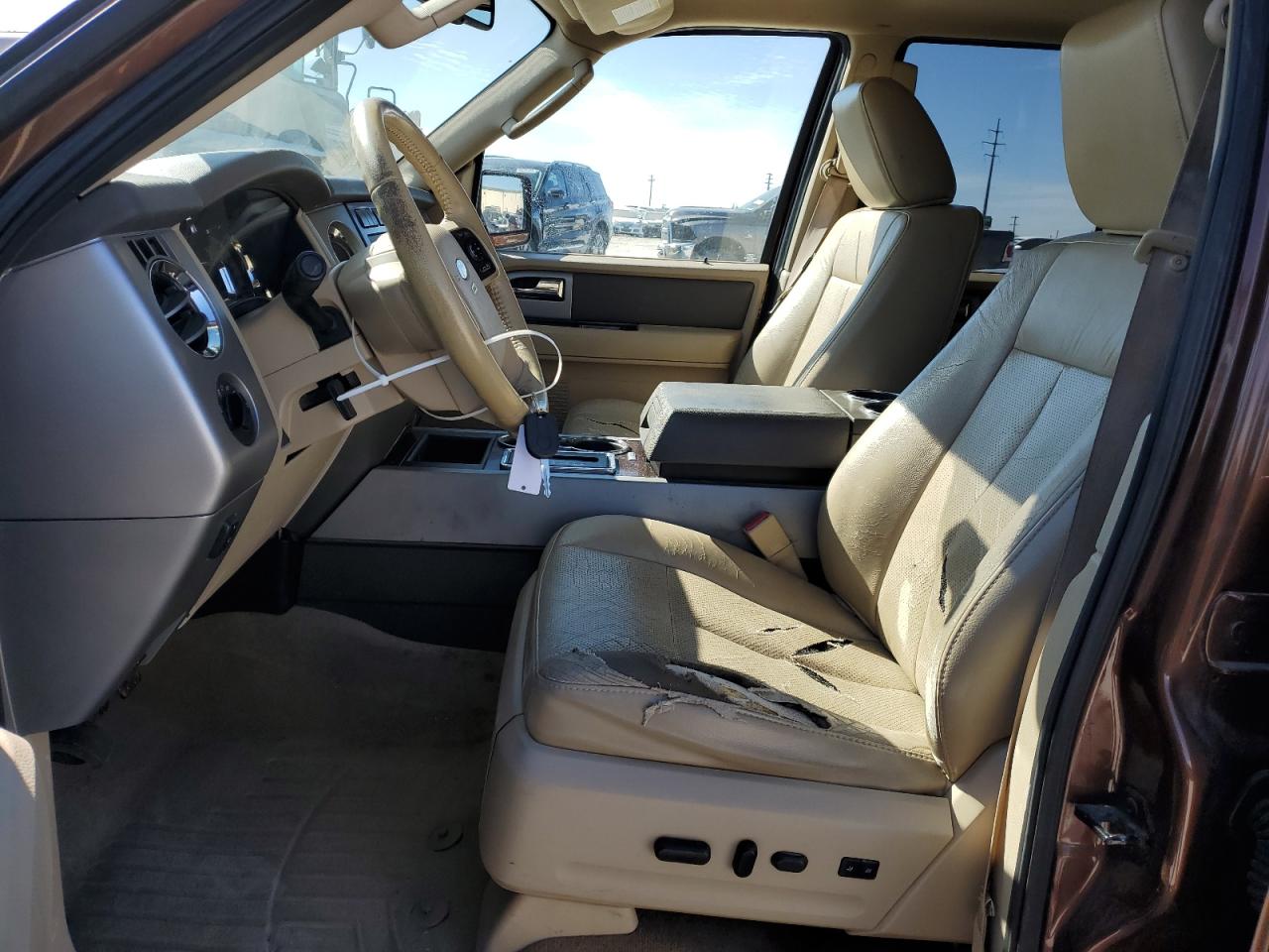 2011 Ford Expedition - Image 7
